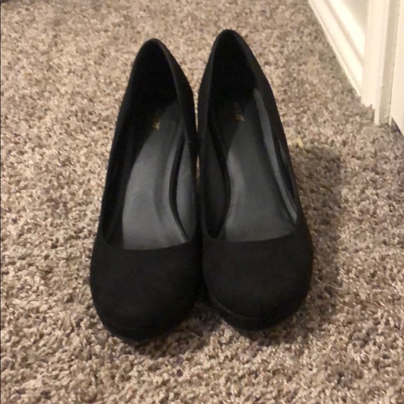 Apt. 9® Kensington Women's Black Platform Wedges - Picture 3 of 5